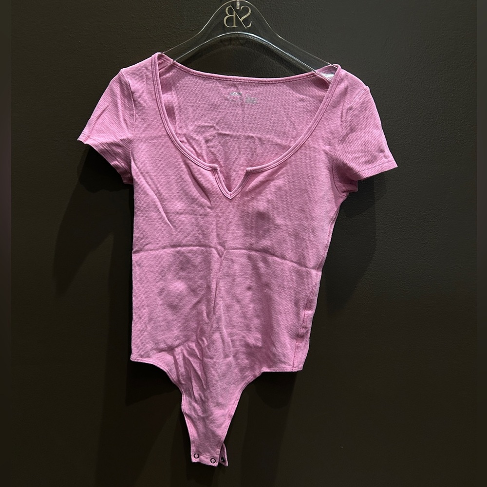 Aerie Light Pink V-Neck Bodysuit S